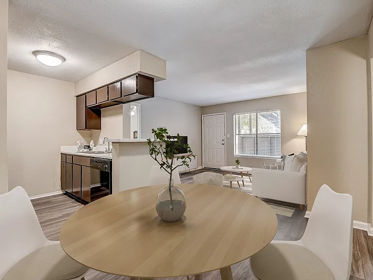 Windmill Terrace — Photo 4