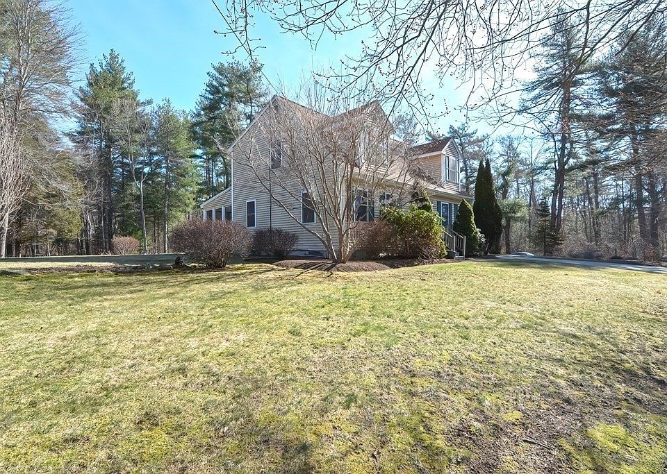 216 Old Center St, Middleboro, MA 02346 Zillow