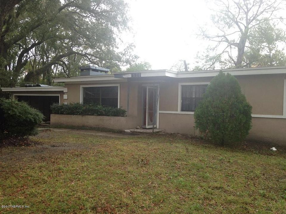 1st image of 6901 Laflam Cir