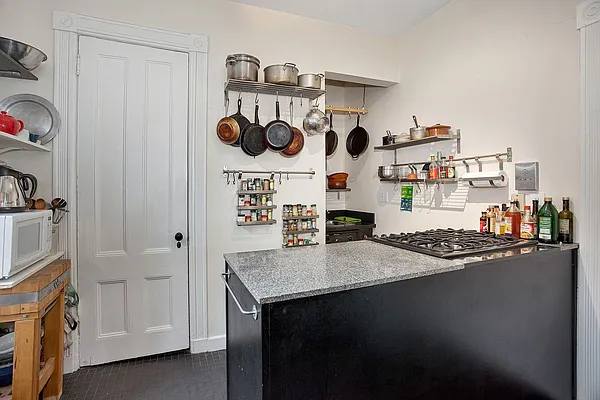 Rented by Warburg | media 13