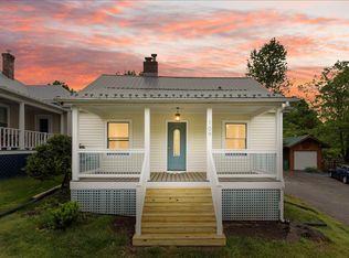 109 Evans St, Christiansburg, VA 24073