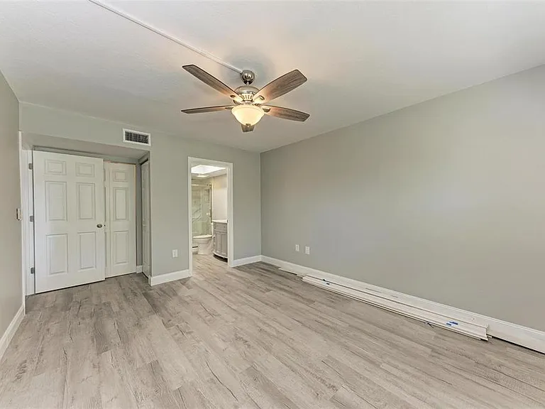 515 30th Ave W #H201 — Photo 26