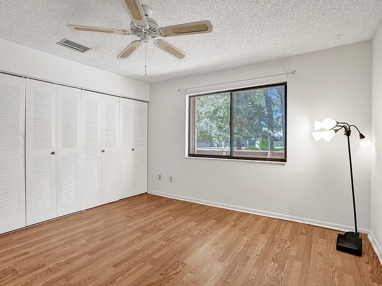 78 Mayfair Ln #78 — Photo 8