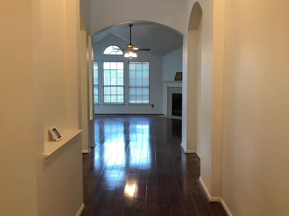 1st image of 9258 Eaglewood Glen Trl