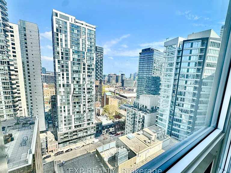 82 Dalhousie St #2201 — Photo 1