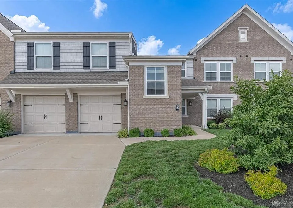 184 Old Pond Rd