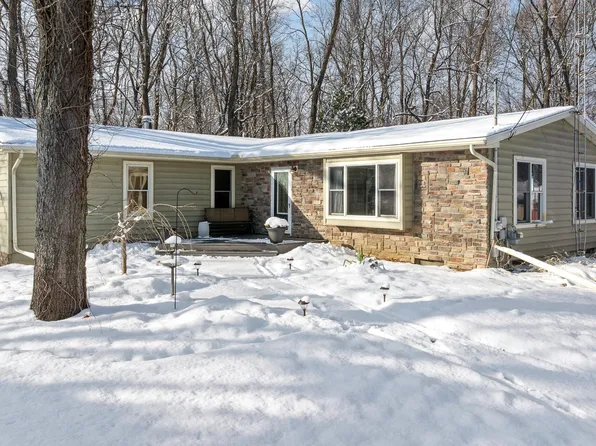 6740 Folks Rd, Horton, MI 49246