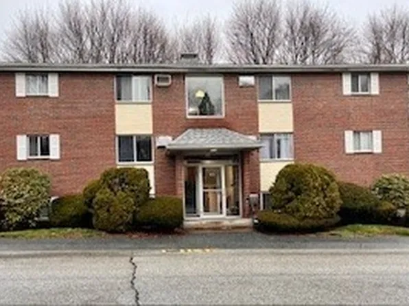 206 Bolton St APT 10, Marlborough, MA 01752
