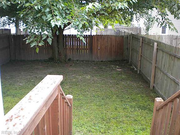 2nd image of 1428 Bainbridge Blvd