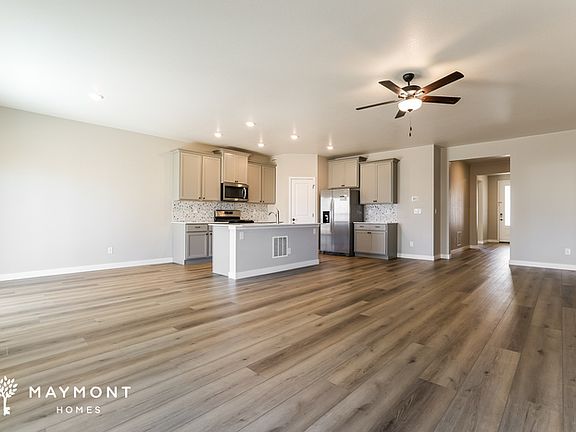 4th image of 9452 Truckee Ct
