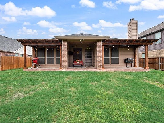 3rd image of 12732 Breckenridge Ct