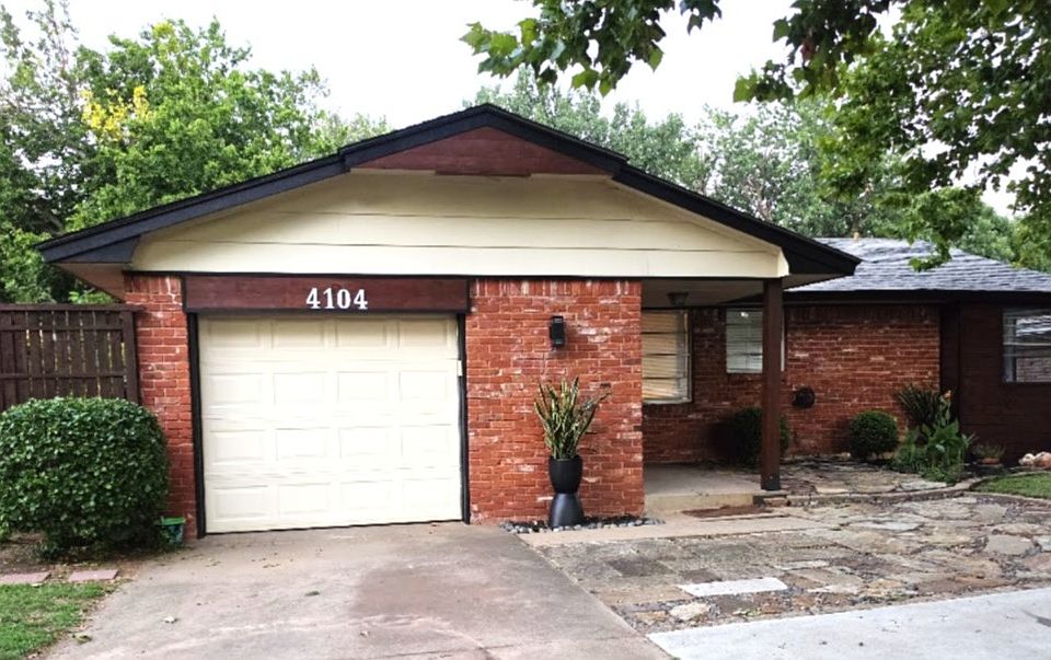 Move-in ready 3 bedroom, bath and 1/2 home.
