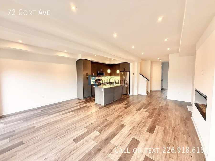 3 bed, 2.5 bath, 1736 sqft, $2,800 — Photo 4