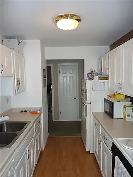 2158 Allen Blvd #4 — Photo 17