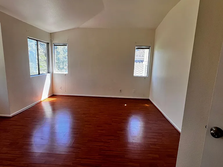 4813 Bridle Ct — Photo 6