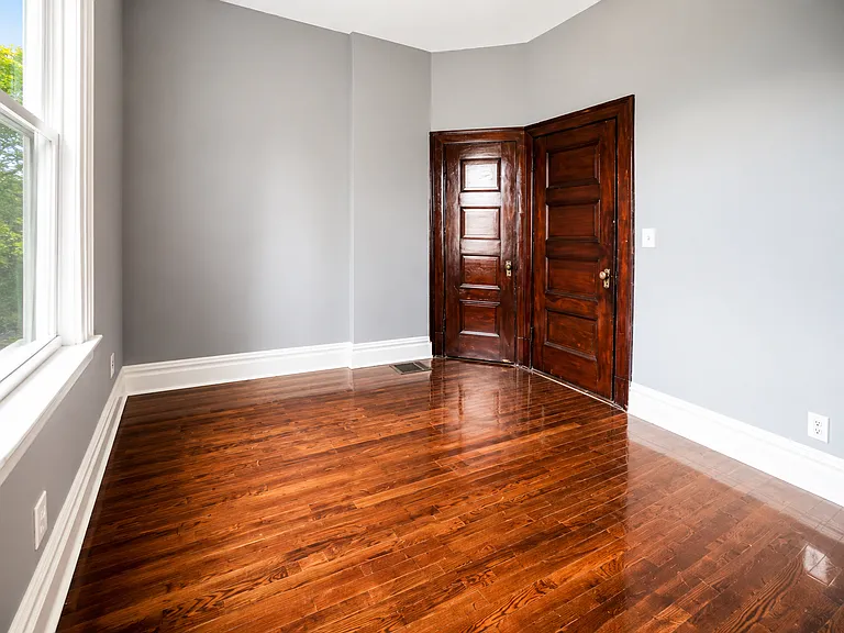 205 E Prospect Ave — Photo 21