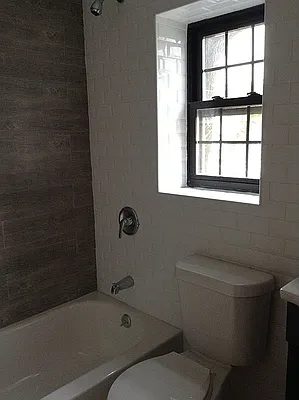 Sold by (Legacy) Online Homes, LLC | media 11