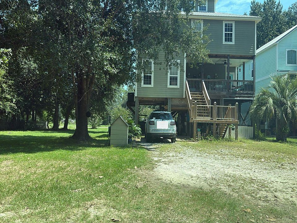 1st image of 9814 Bay Rd N