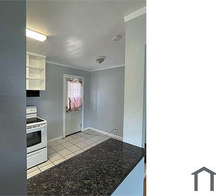 5th image of 4817 Kendall Dr #A