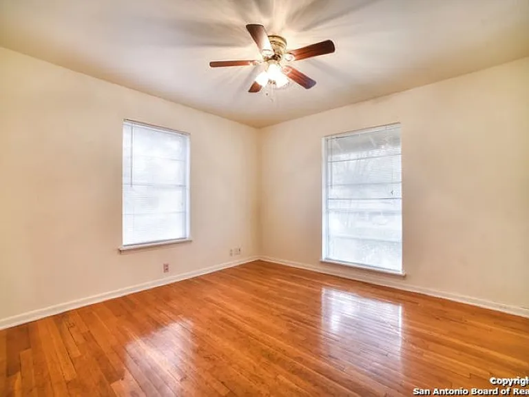 3223 Oakleaf Dr — Photo 23