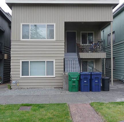 4253 Greenwood Ave North