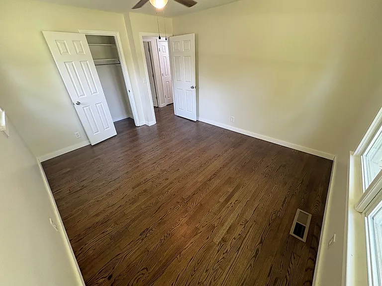 521 Greenwood Dr — Photo 11