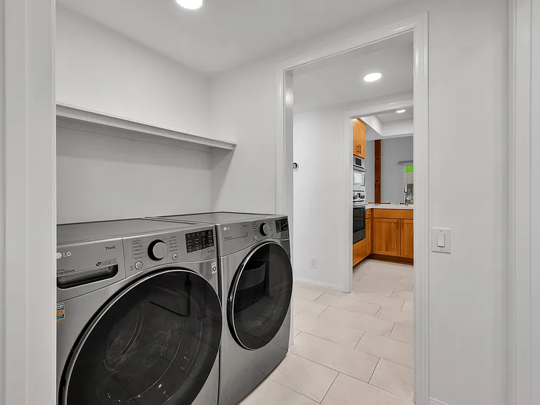 1833 S Araby Dr #9 — Photo 22