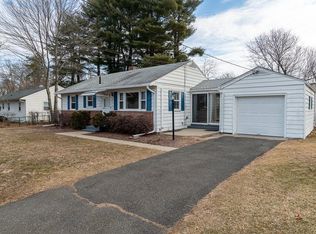 51 Ferncliff Ave, Springfield, MA 01119