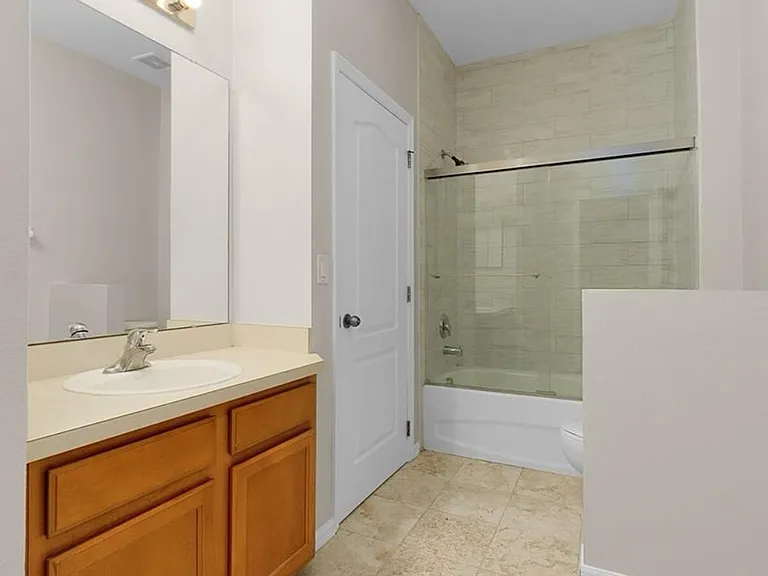 13277 Daniels Landing Cir — Photo 17