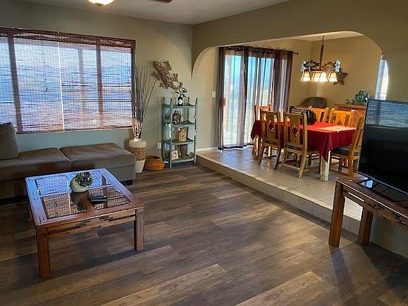 Living room, Dining room