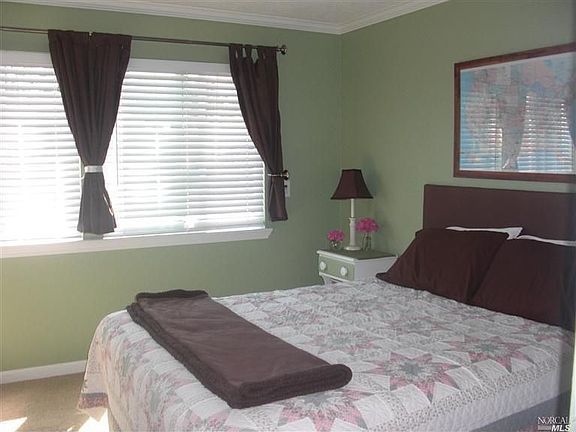 3rd image of 18653 Melody Ln
