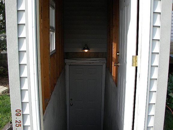 Private entrance to apartment.