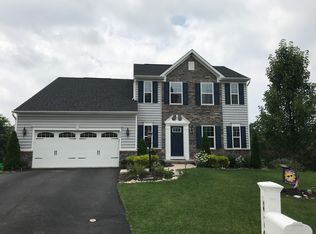 820 Balmoral Ct, Coraopolis, PA 15108