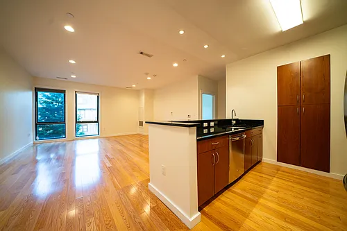 5 Miner St Photo 1