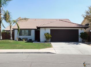 298 Canon Dr, Imperial, CA 92251