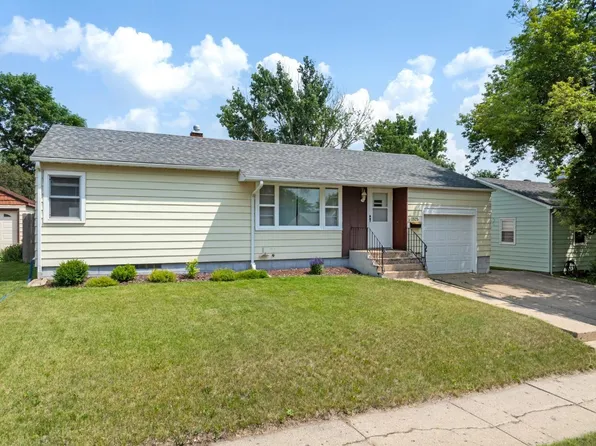 1525 Main St S, Minot, ND 58701