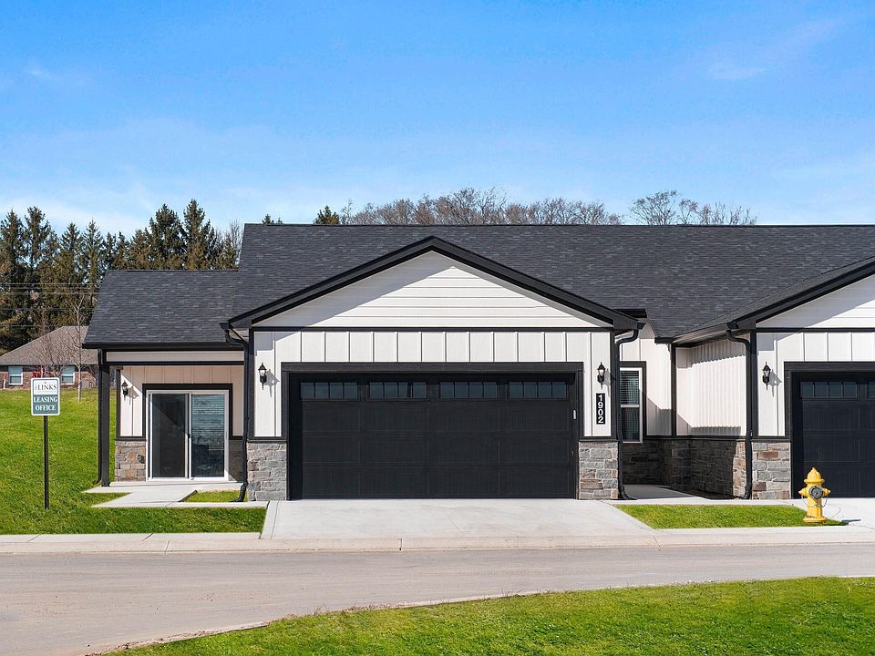 1st image of 1905 Chambers Dr