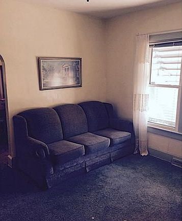 3rd image of 712 Sackett St