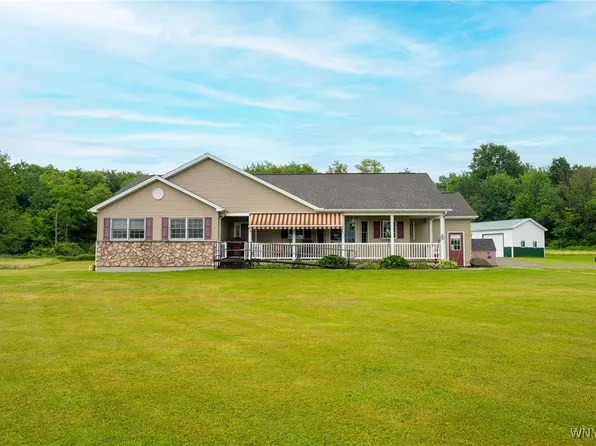 2155 Mengs Rd, Attica, NY 14011