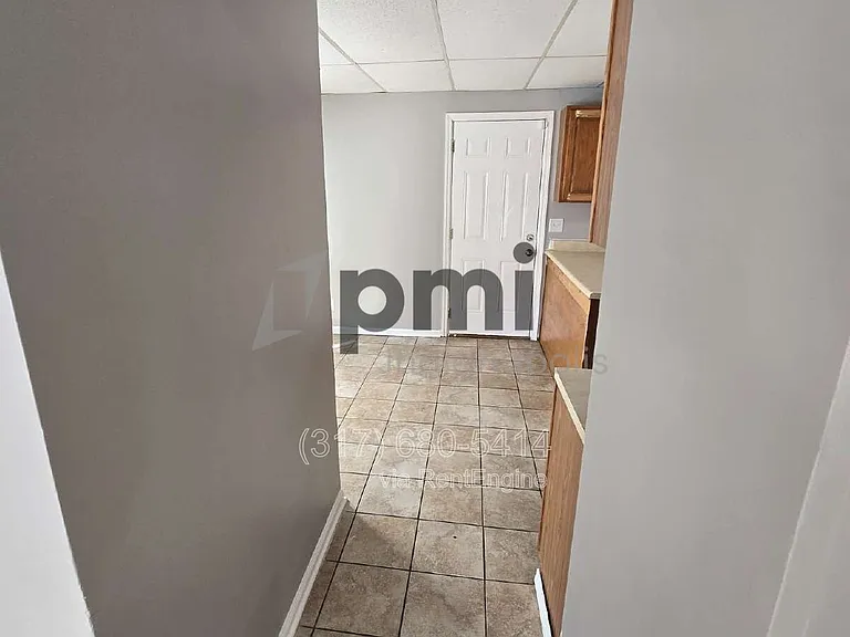 153 S Cypress Ave — Photo 29