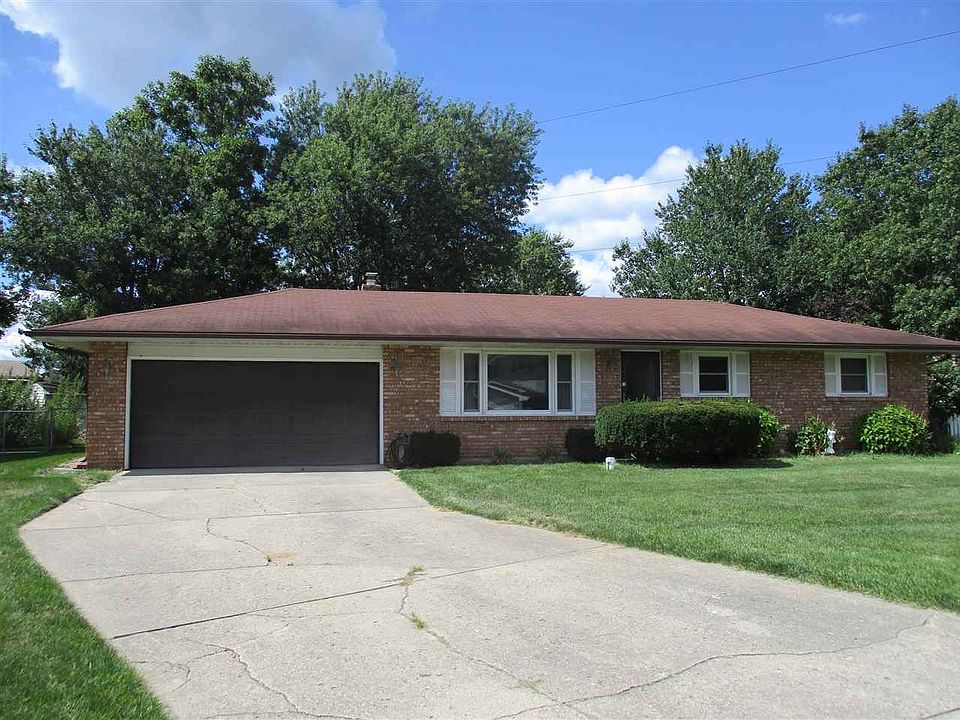1st image of 58299 Oakwood Ct