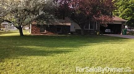 2nd image of 17315 Mackinaw Rd