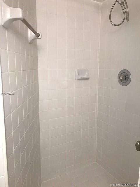 1st image of 2600 Collins Ave APT 403