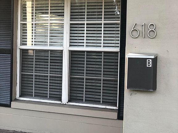 2nd image of 618 Palmer St #B