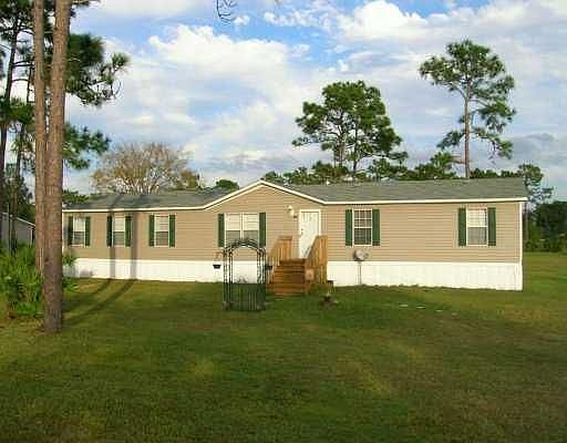 1st image of 4975 Nova Ave