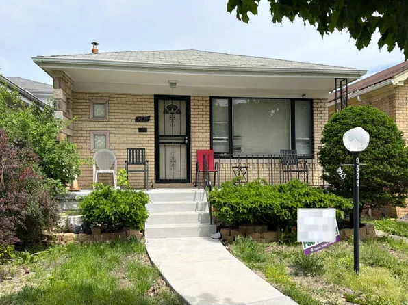 9525 S Prairie Ave, Chicago, IL 60628