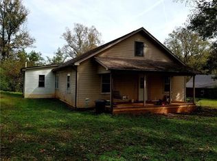 2761 Old Johns River Rd, Morganton, NC 28655