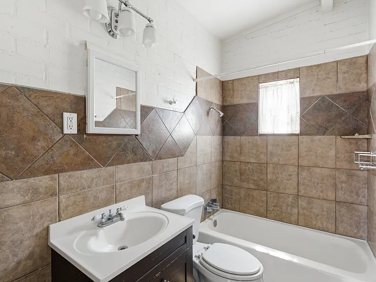3226 E Bermuda St #1 — Photo 19
