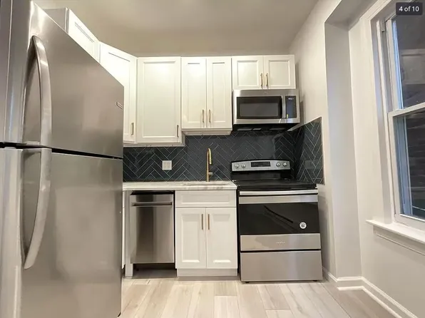 6755 Germantown Ave APT 3, Philadelphia, PA 19119