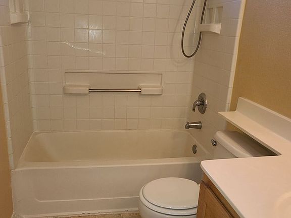 3rd image of 10221 Abano Ct